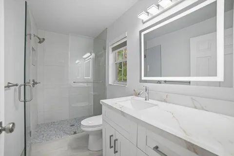 4112 Pine Ridge Lane
