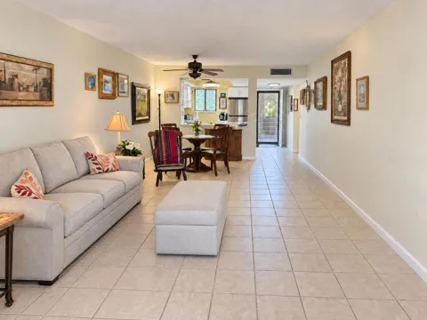 3154 Via Poinciana #115