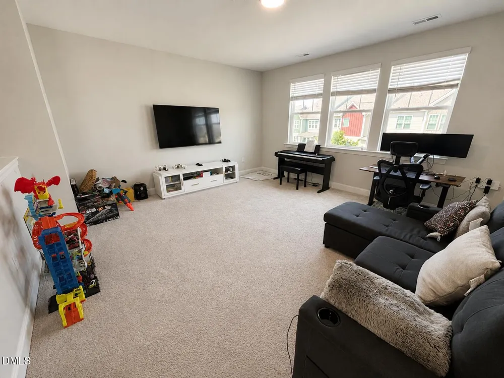 118 Faxton Way Holly Springs, NC 27540