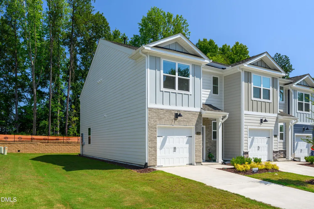 5229 Red Crimson Drive Willow Springs, NC 27592