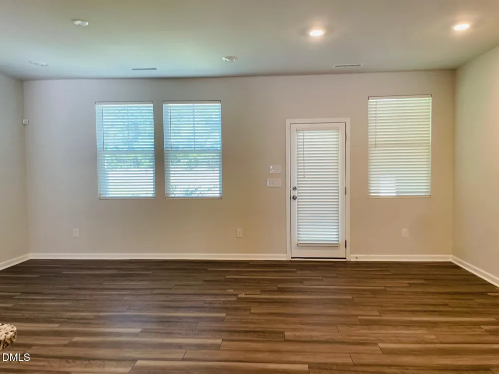182 Ivy Vine Way Raleigh, NC 27610