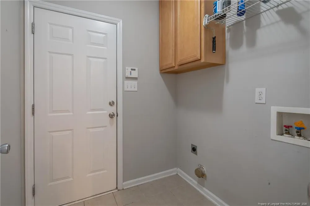 2451 Canford Lane Fayetteville, NC 28304