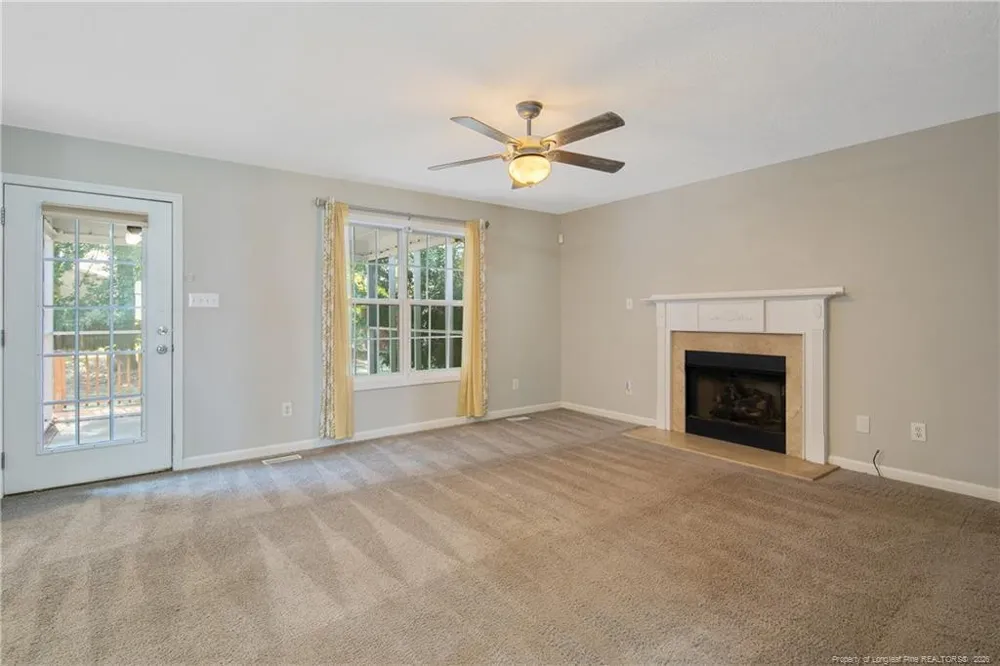 2451 Canford Lane Fayetteville, NC 28304