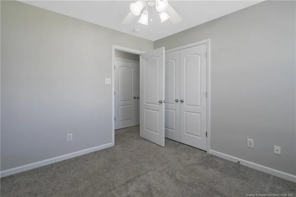 2451 Canford Lane Fayetteville, NC 28304