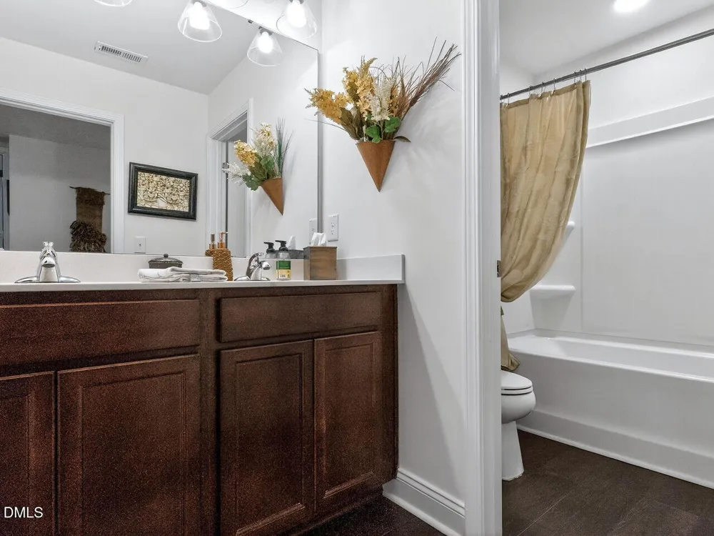 405 Hickory Run Lane Youngsville, NC 27596