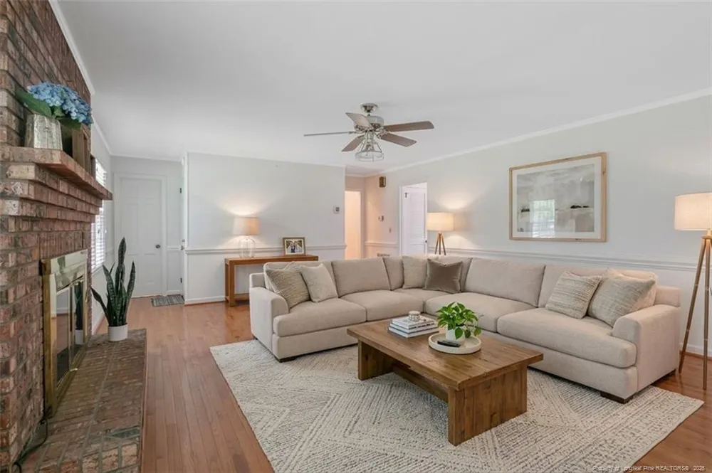 225 Vivian Drive Fayetteville, NC 28311