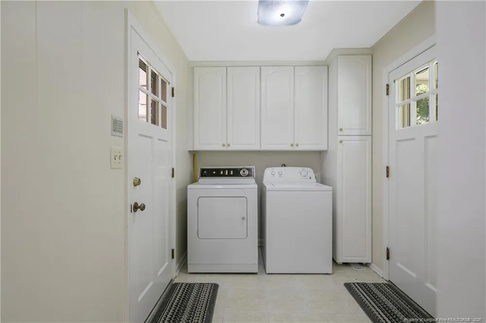 225 Vivian Drive Fayetteville, NC 28311