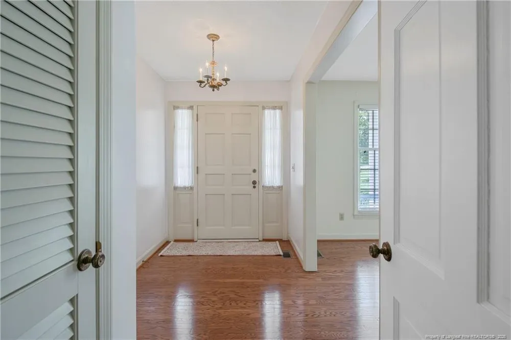225 Vivian Drive Fayetteville, NC 28311