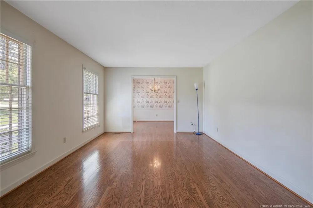 225 Vivian Drive Fayetteville, NC 28311