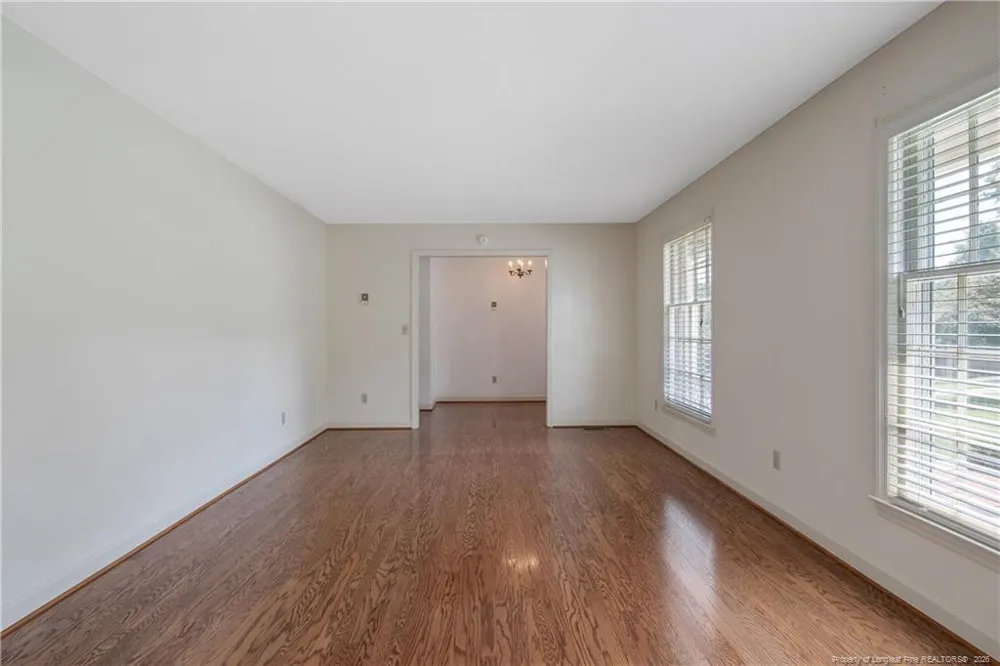 225 Vivian Drive Fayetteville, NC 28311