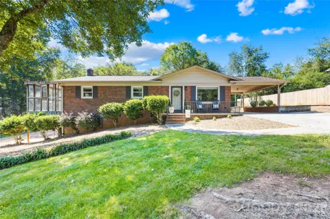 184 Hillsdale Lane