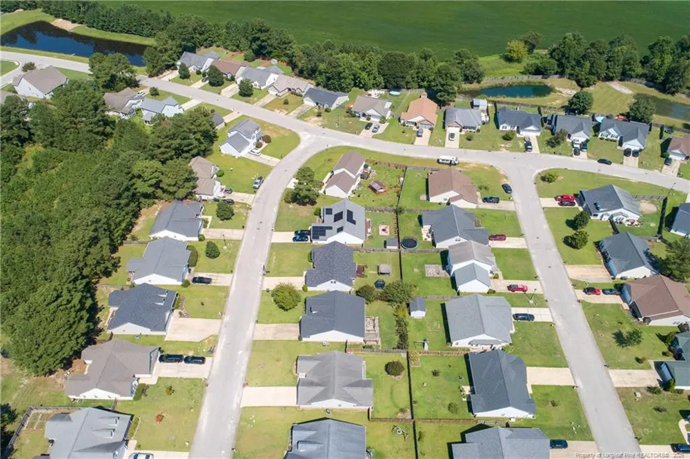 5617 Prestonfield Lane Hope Mills, NC 28348