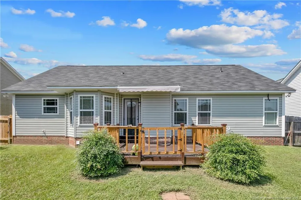 5617 Prestonfield Lane Hope Mills, NC 28348
