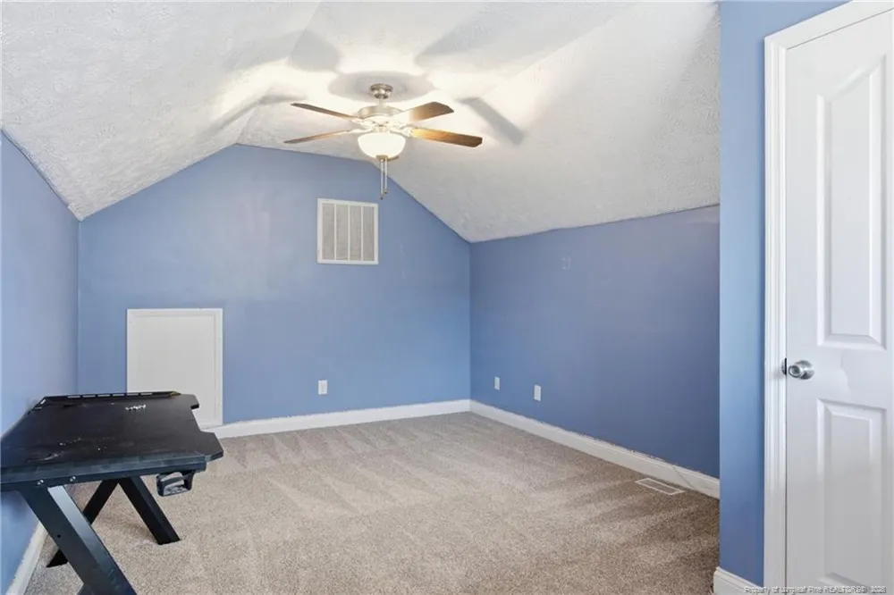 5617 Prestonfield Lane Hope Mills, NC 28348