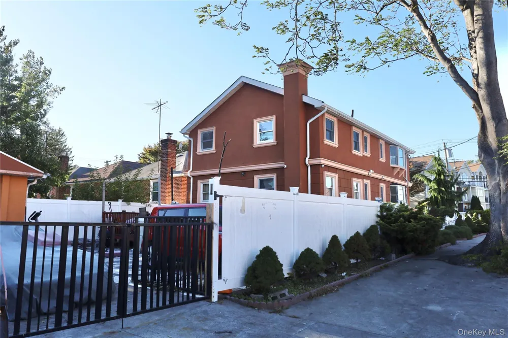 3270 Lafayette Avenue #Floor 2 Bronx, NY 10465
