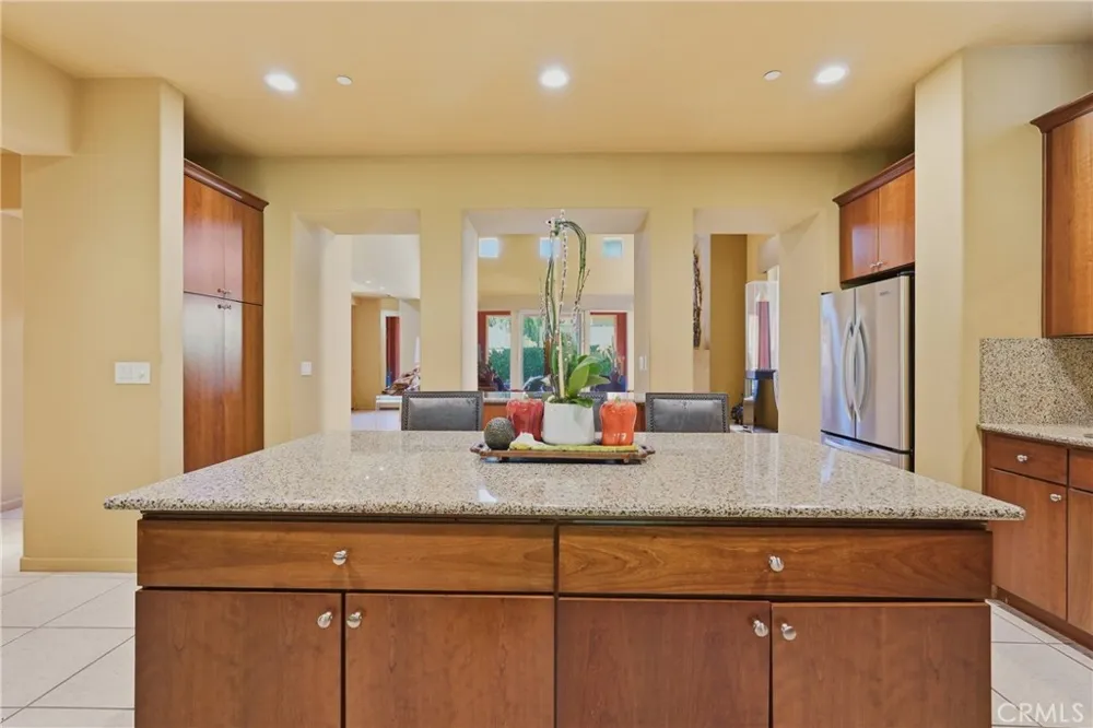 2990 Candlelight Lane Palm Springs, CA 92264