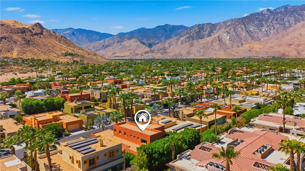 2990 Candlelight Lane Palm Springs, CA 92264