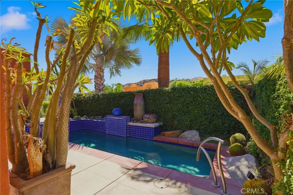 2990 Candlelight Lane Palm Springs, CA 92264