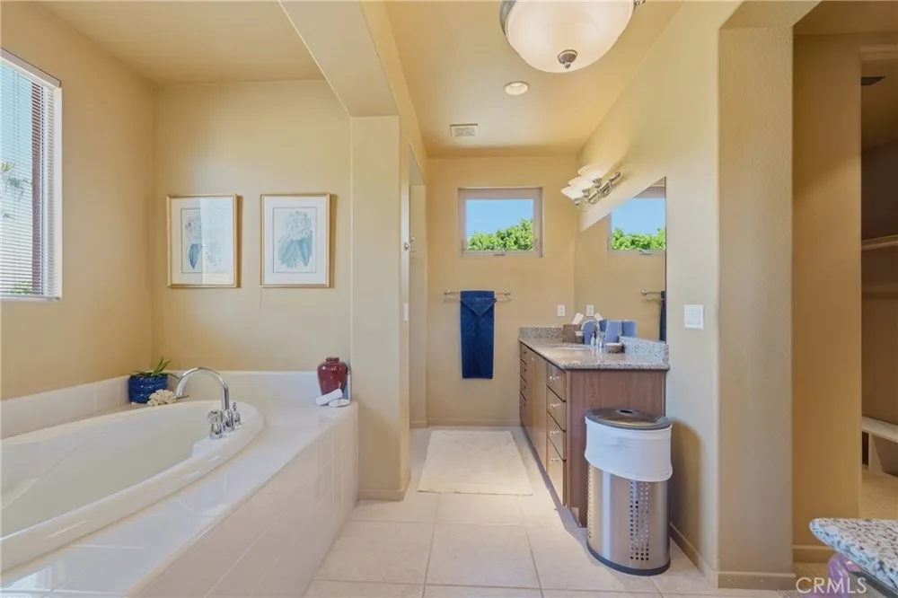 2990 Candlelight Lane Palm Springs, CA 92264