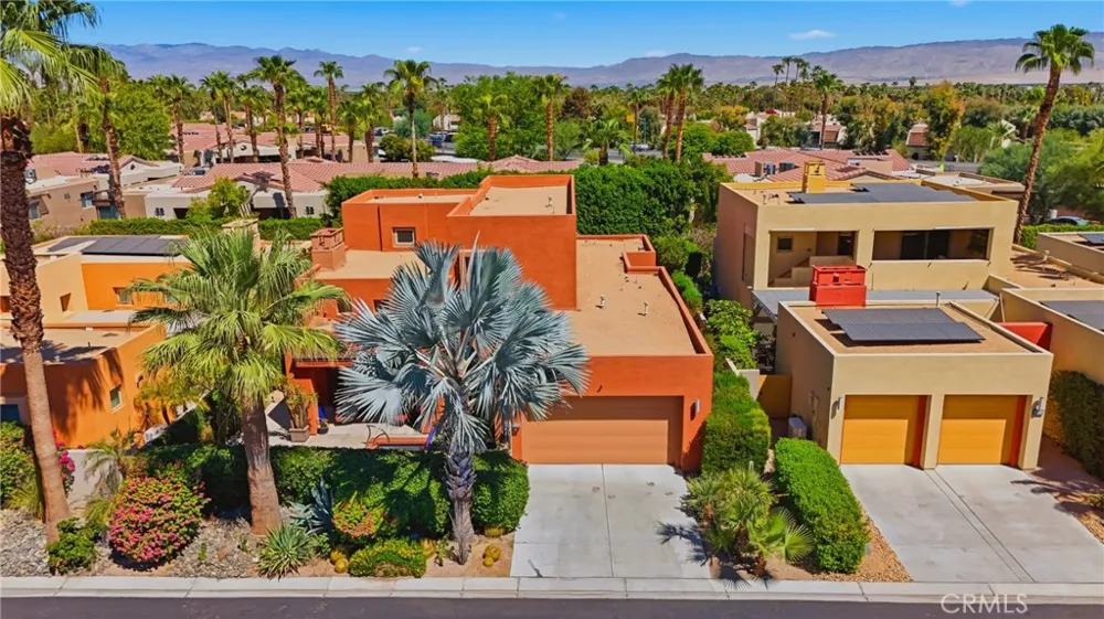 2990 Candlelight Lane Palm Springs, CA 92264