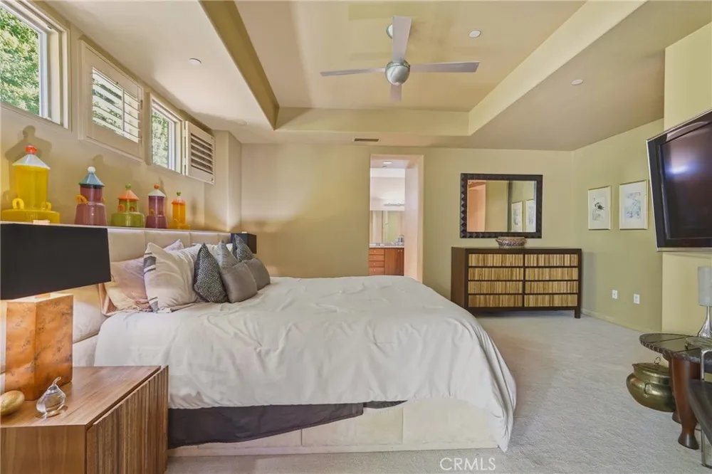 2990 Candlelight Lane Palm Springs, CA 92264