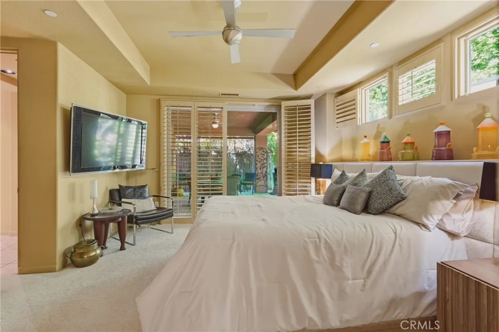 2990 Candlelight Lane Palm Springs, CA 92264