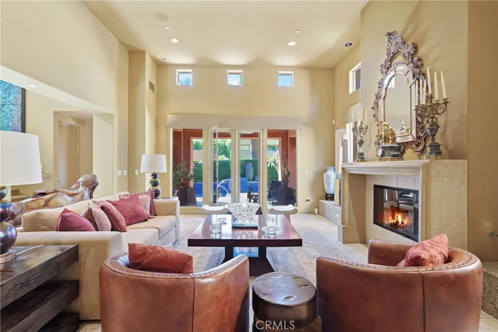 2990 Candlelight Lane Palm Springs, CA 92264