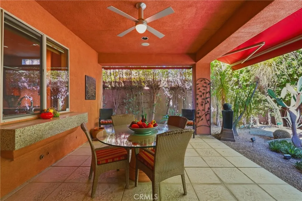 2990 Candlelight Lane Palm Springs, CA 92264