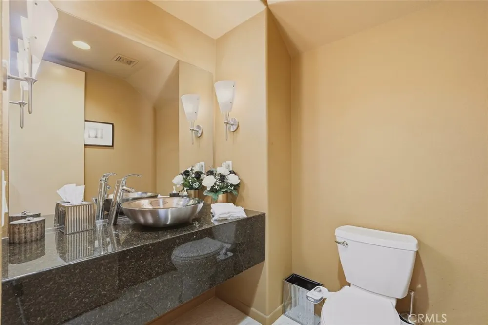 2990 Candlelight Lane Palm Springs, CA 92264