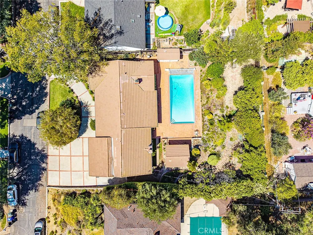 2349 Rockdell Street La Crescenta, CA 91214