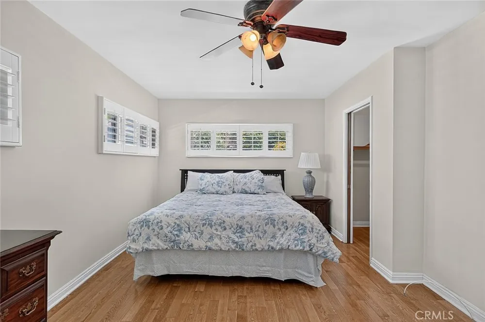 2349 Rockdell Street La Crescenta, CA 91214