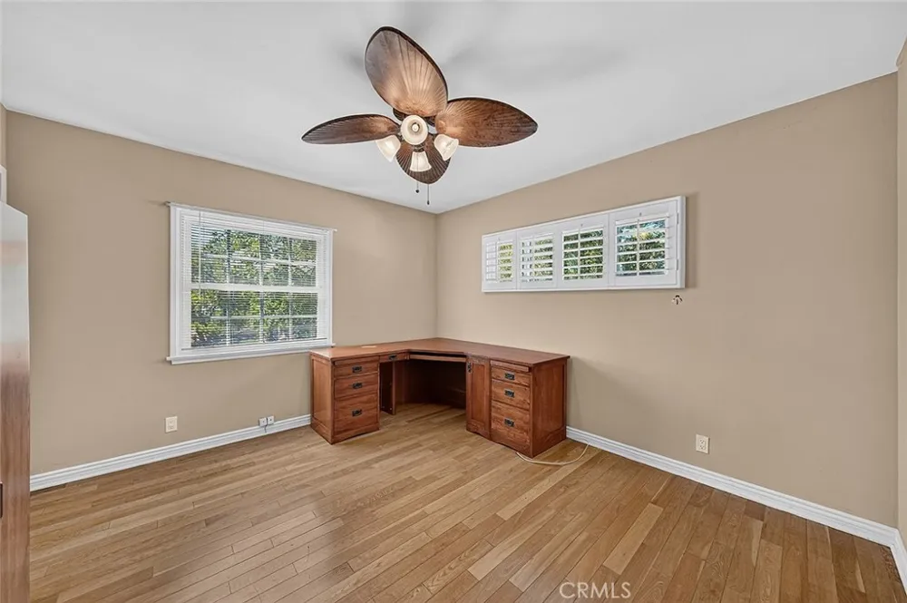 2349 Rockdell Street La Crescenta, CA 91214