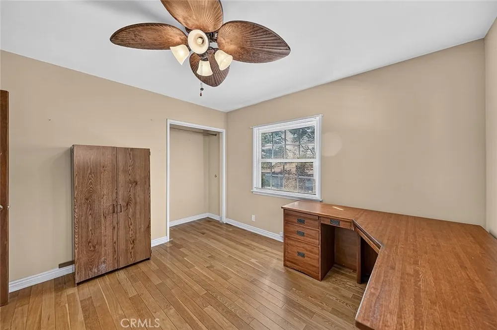 2349 Rockdell Street La Crescenta, CA 91214