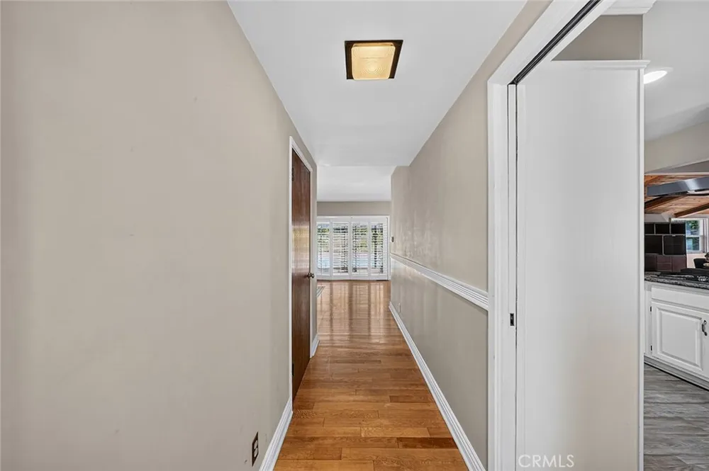 2349 Rockdell Street La Crescenta, CA 91214