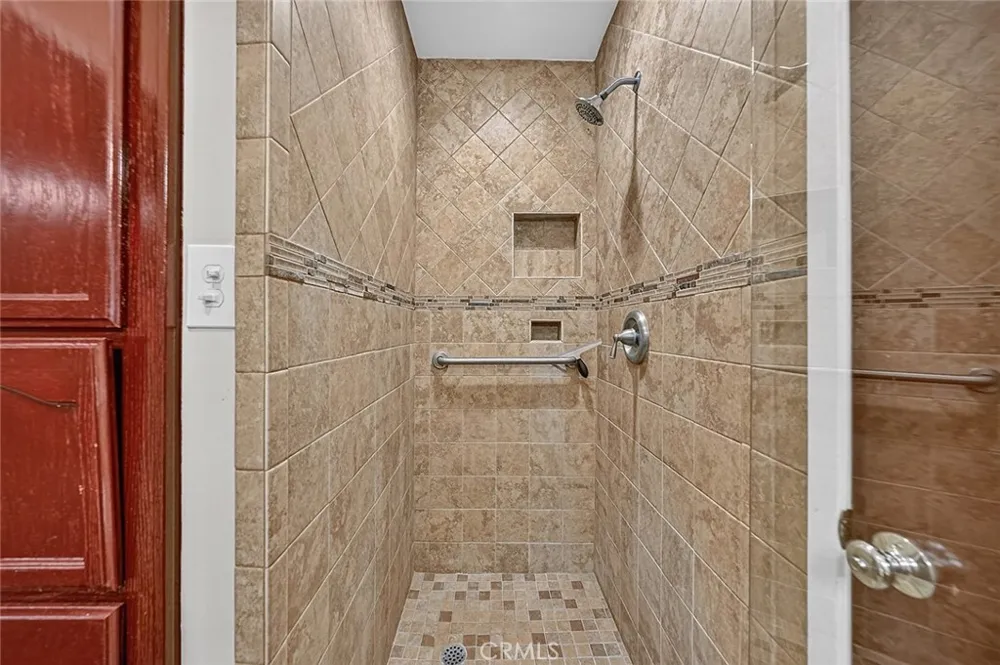 2349 Rockdell Street La Crescenta, CA 91214