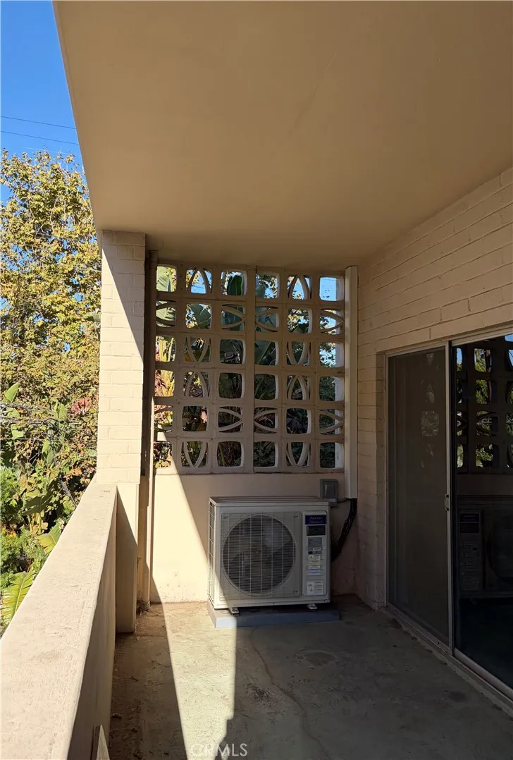 531 Rossmore #206 Los Angeles, CA 90004