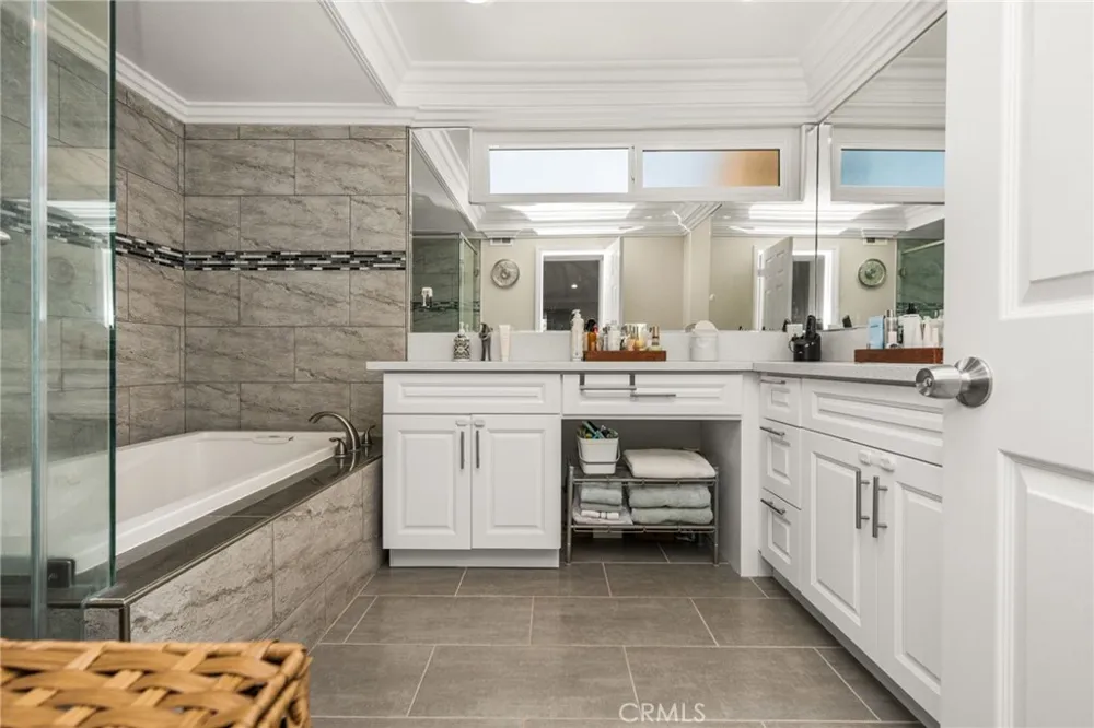 642 Colonial Fullerton, CA 92835