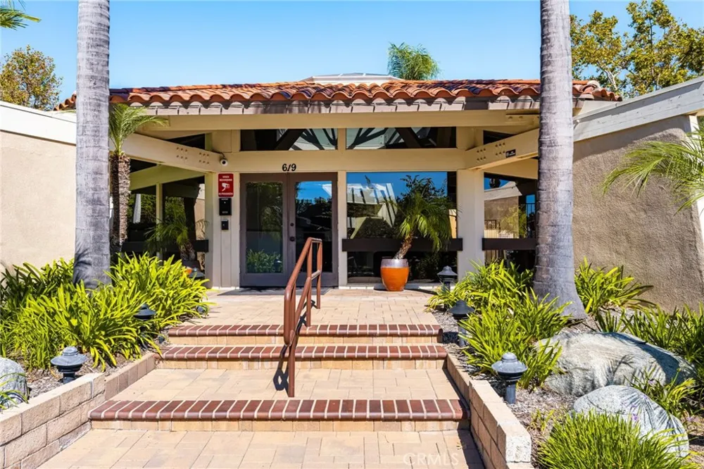 642 Colonial Fullerton, CA 92835