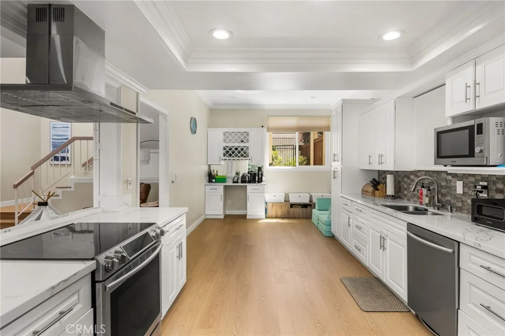 642 Colonial Fullerton, CA 92835