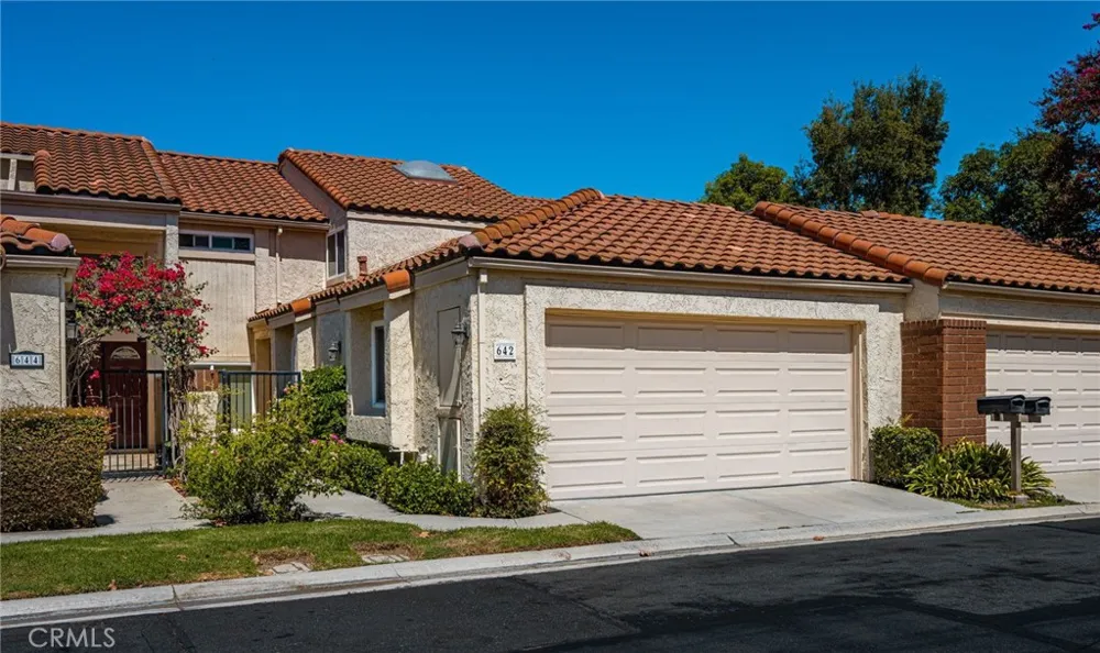 642 Colonial Fullerton, CA 92835
