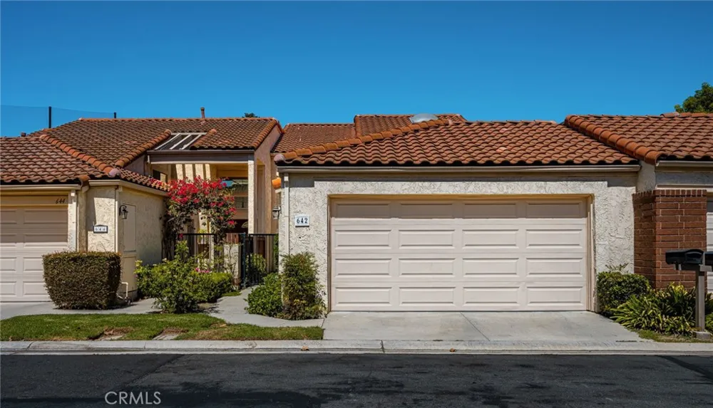 642 Colonial Fullerton, CA 92835