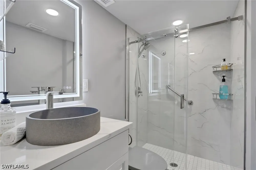 Bluebill Avenue #107 Naples, FL 34108