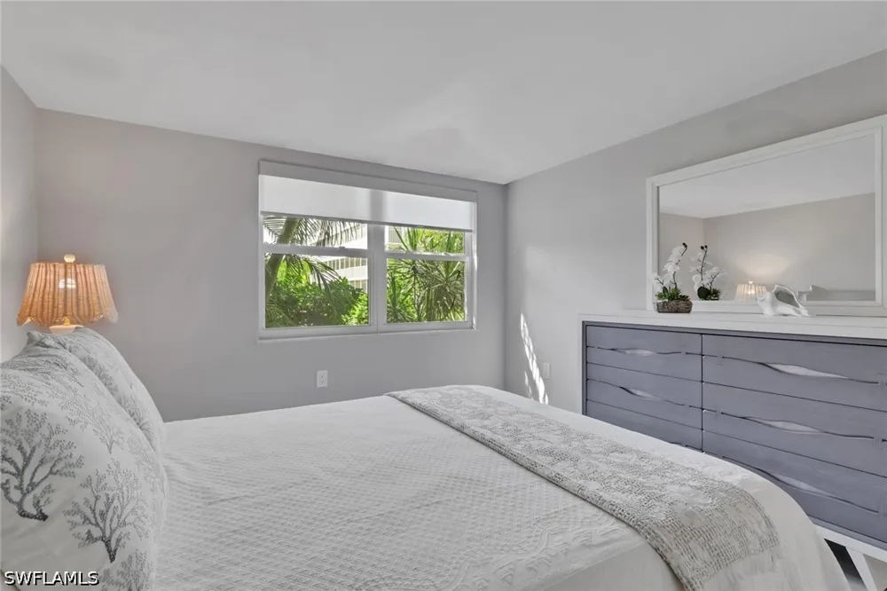 Bluebill Avenue #107 Naples, FL 34108