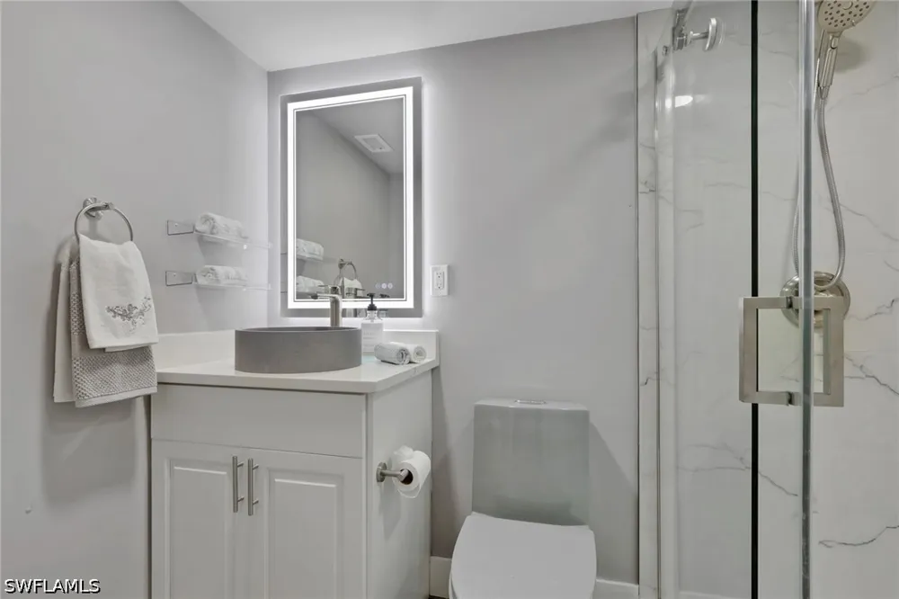 Bluebill Avenue #107 Naples, FL 34108