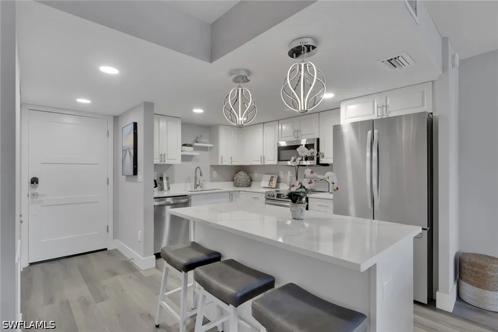 Bluebill Avenue #107 Naples, FL 34108