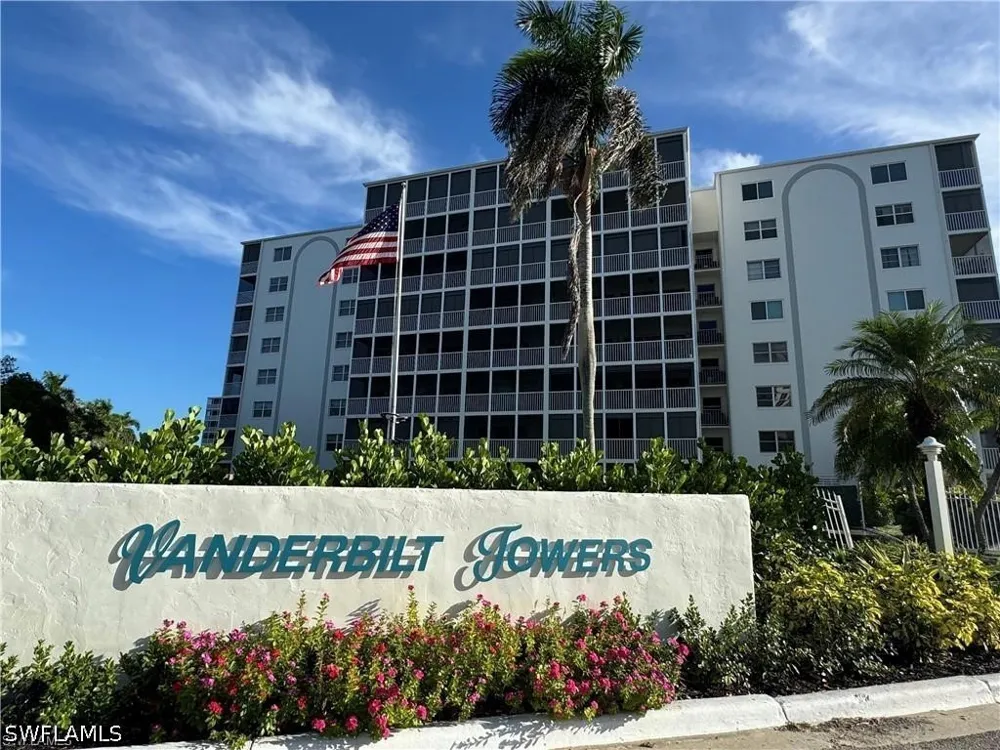 Bluebill Avenue #107 Naples, FL 34108