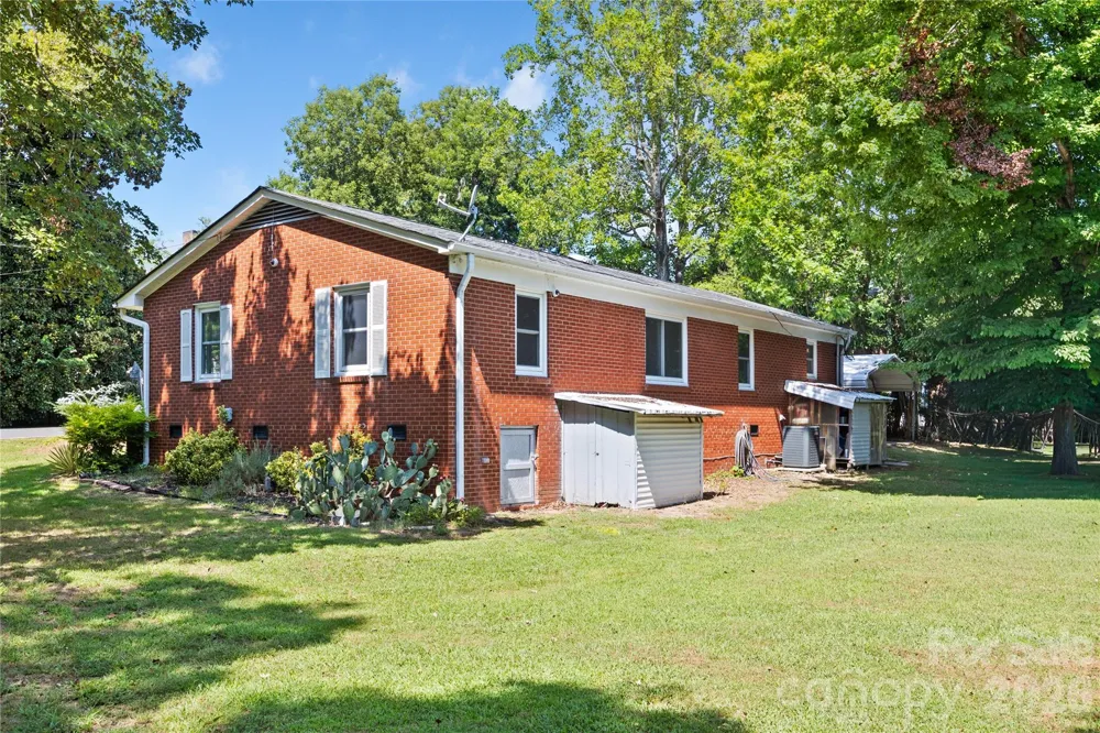 411 Coble Avenue Albemarle, NC 28001