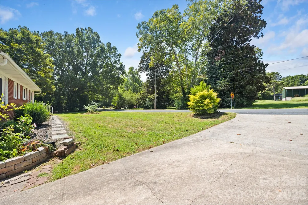 411 Coble Avenue Albemarle, NC 28001