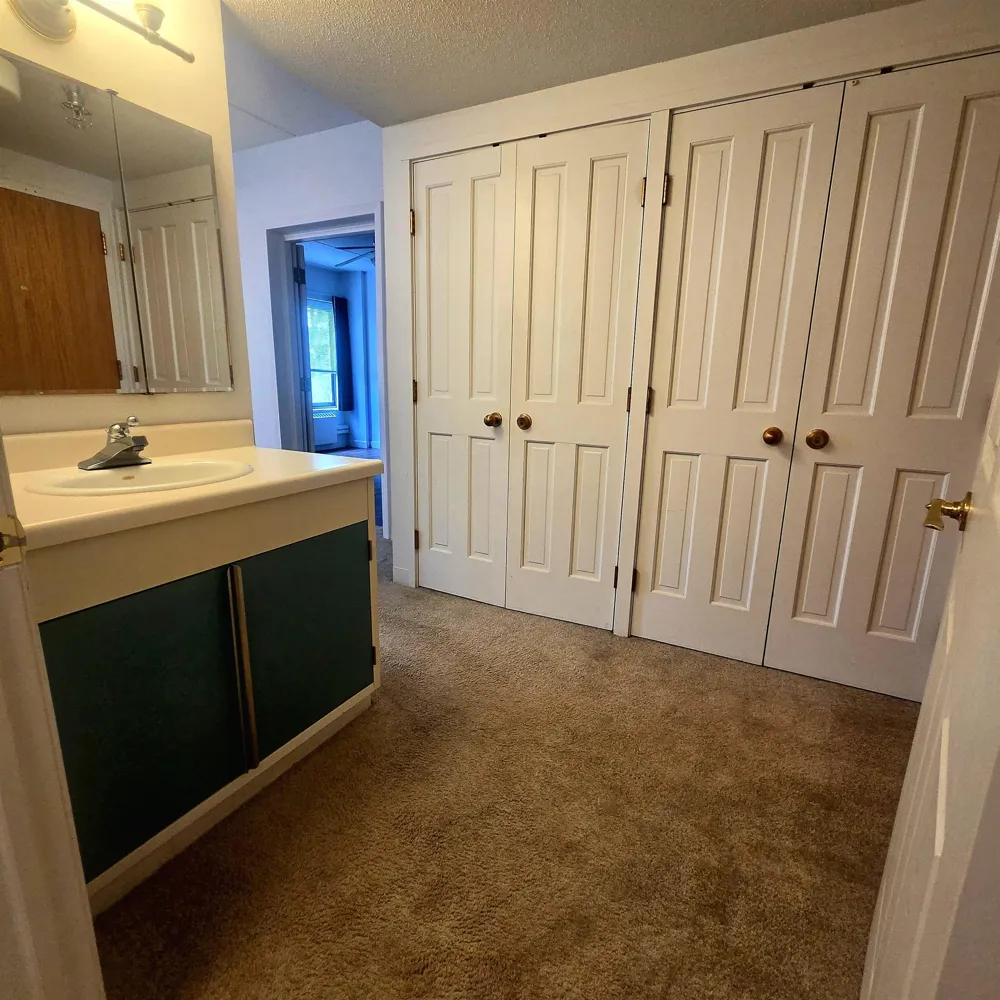 5951 Skeel Avenue Oscoda Charter Township, MI 48750