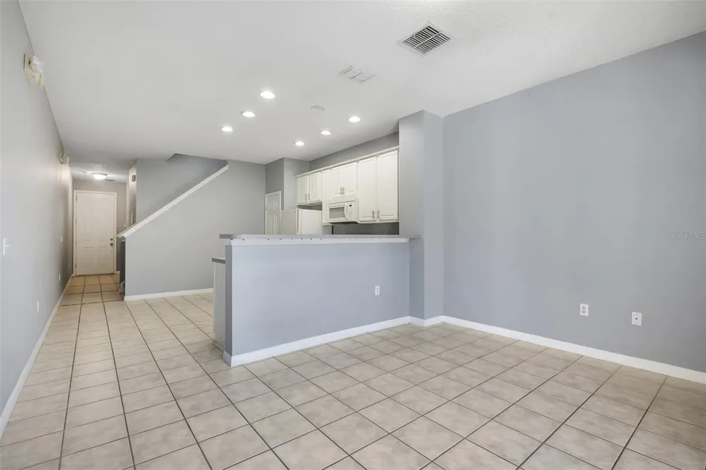 5276 PARADISE CAY CIRCLE Kissimmee, FL 34746